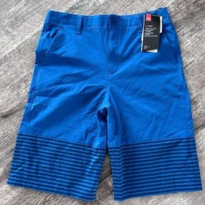 NWT Under Armour Golf Shorts Boy's 18 HeatGear Loose ~ Blue ~
